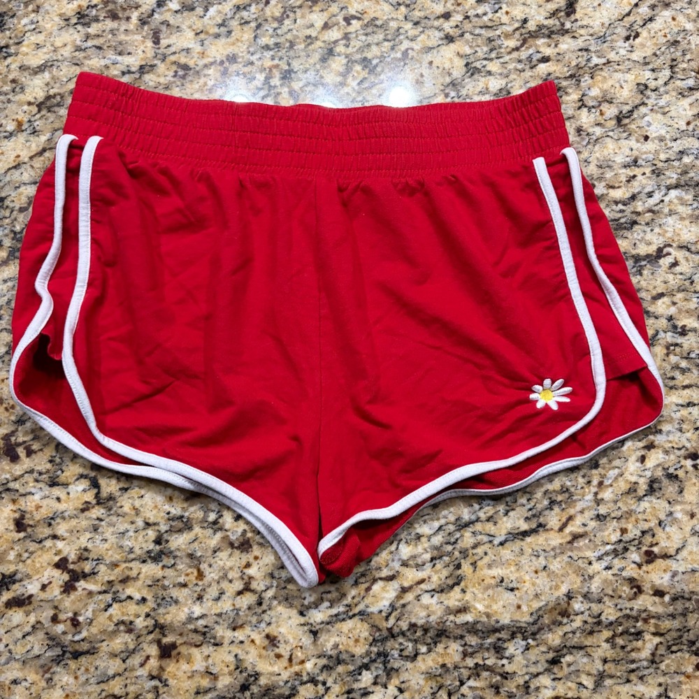 No Boundaries Girls Red Dolphin Shorts Daisy Embroidery Size L 11-13